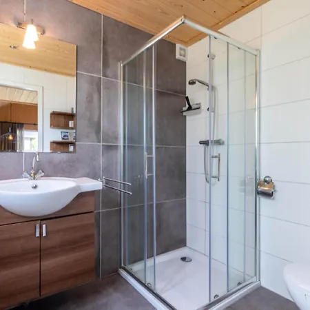 Unique By The Pond Prázdninový dům