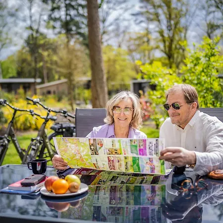 Unique By The Pond Hoenderloo