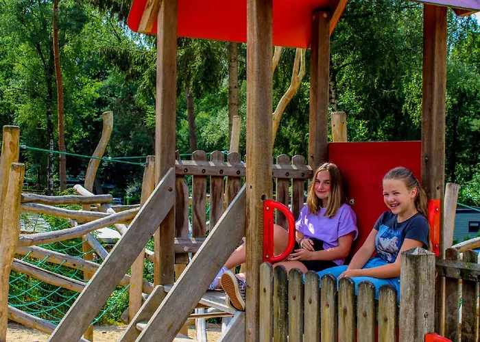 Unique By The Pond Tatil Evi