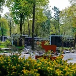 بيت للعطل Unique By The Pond هونديرلو